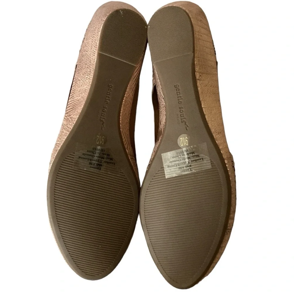 Kenneth Cole Gentle Souls Lanner NWT leather rose gold peep toe sandals  9.5